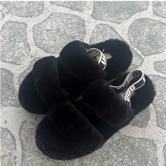 UGG oh yeah Slides - Picture 6 of 8